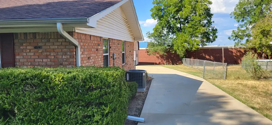 1321 Lakeview Drive, Sulphur Springs, TX 75482 - #3