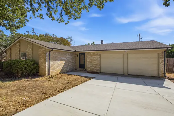 3703 French Wood Drive, Arlington, TX 76016