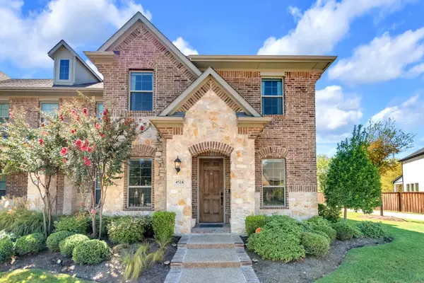 4524 Meadow Hawk Drive, Arlington, TX 76005