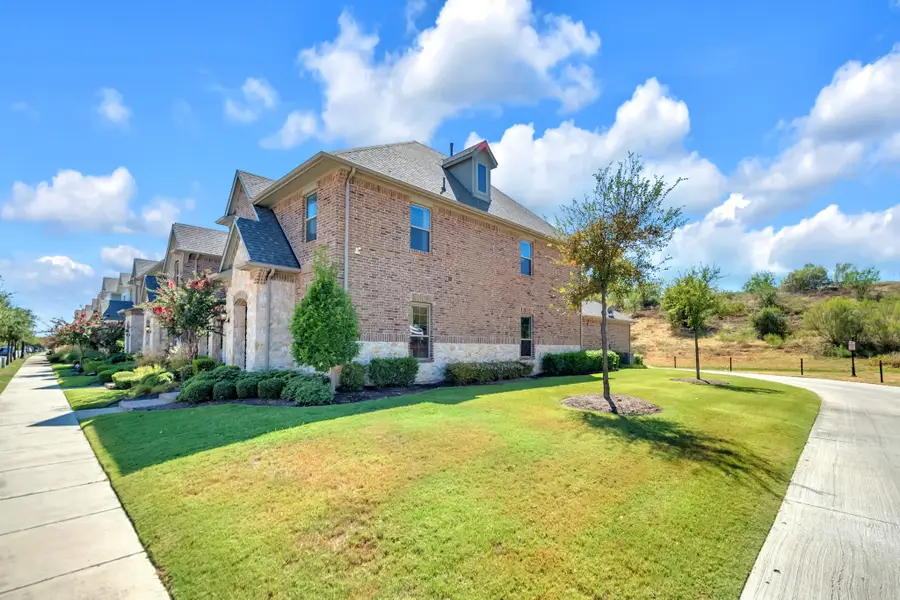 4524 Meadow Hawk Drive, Arlington, TX 76005 - #2