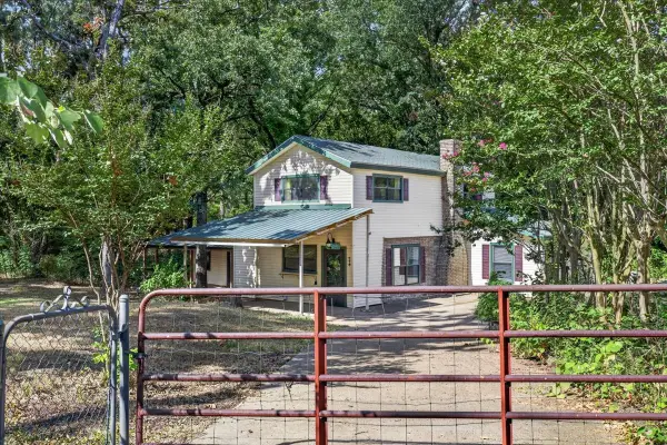 110 Hidalgo Loop, Payne Springs, TX 75156