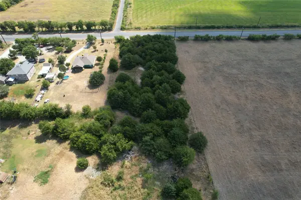 6395 Sh 160 Highway, Whitewright, TX 75491