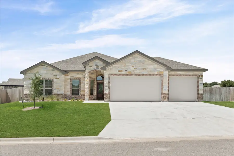 132 Lasso Loop, Lorena, TX 76655 - #2