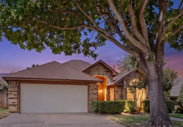 5932 Wind Drift Trail, Arlington, TX 76017