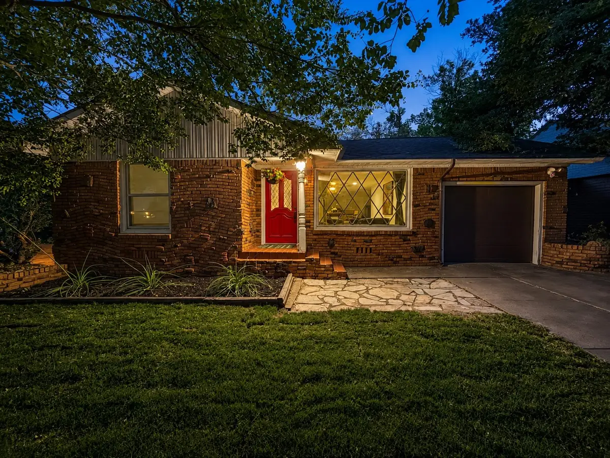 4633 Diaz Avenue, Fort Worth, TX 76107 - #1