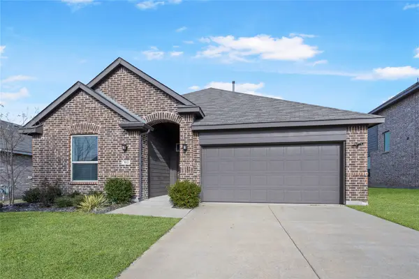 512 Mccoy Drive, Van Alstyne, TX 75495