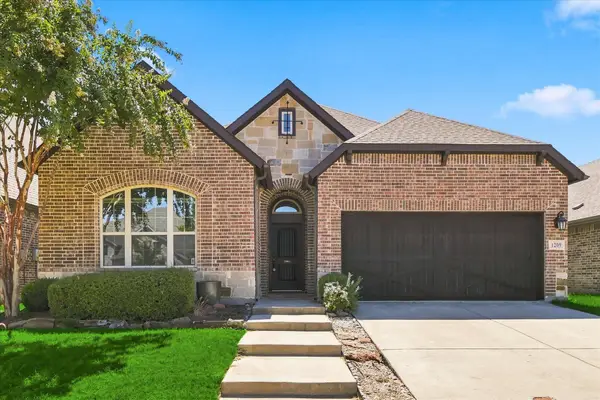 1209 9th Street, Argyle, TX 76226