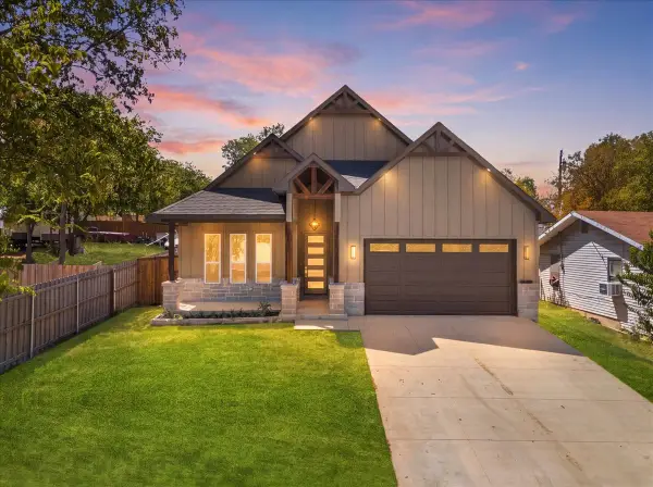 2915 Roosevelt Avenue, Fort Worth, TX 76106