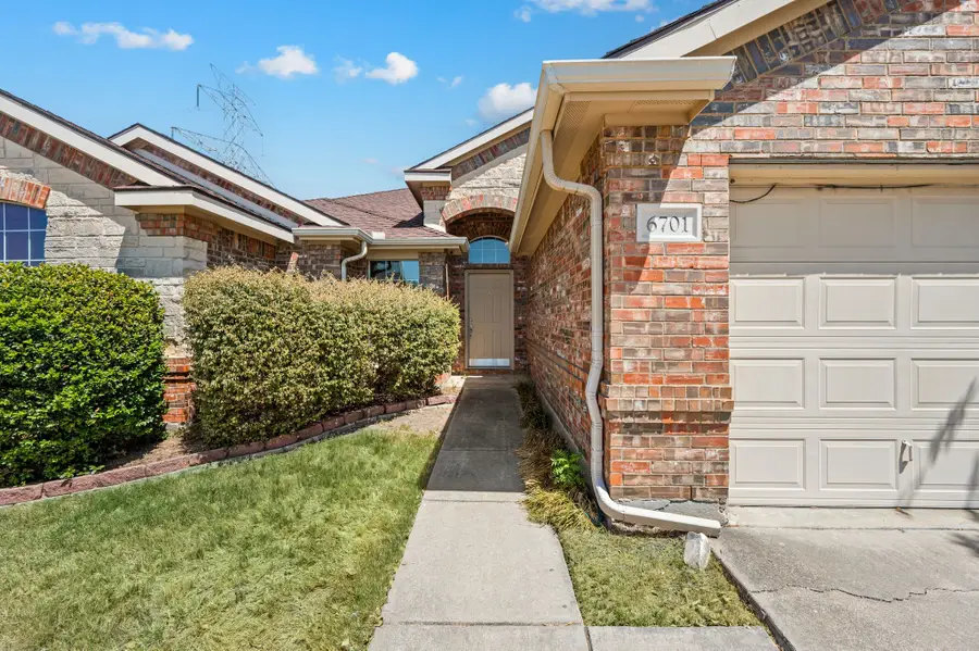 6701 Terrace Glen Drive, Arlington, TX 76002 - #2