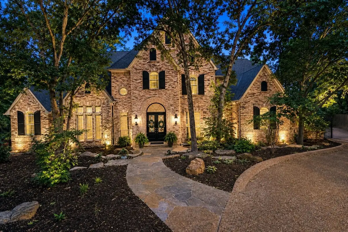801 Huntington Court, Southlake, TX 76092 - #1