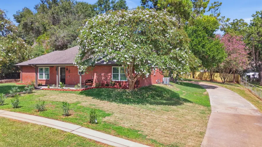 119 Stephanie Drive, Palestine, TX 75803 - #2