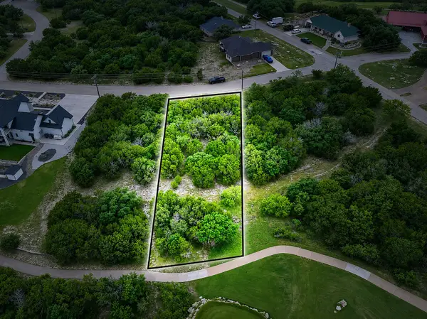 34 Glen Abbey Dr S, Graford, TX 76449