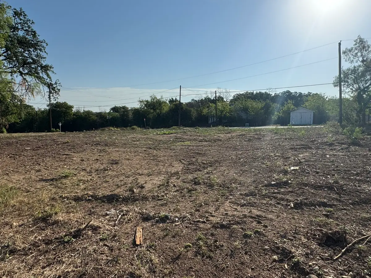 302 S Walnut, Brady, TX 76825 - #1