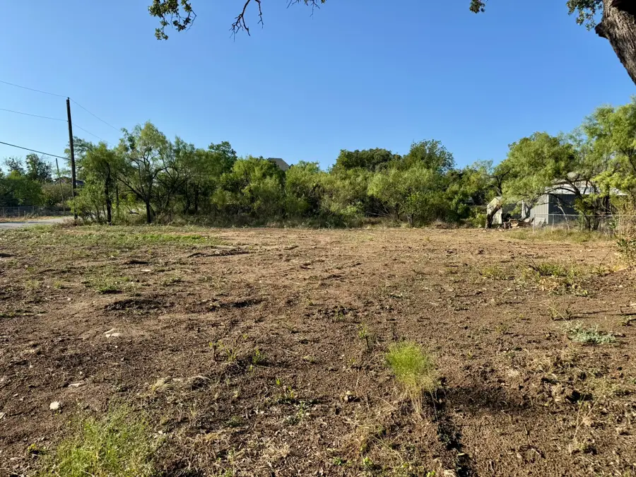 302 S Walnut, Brady, TX 76825 - #3