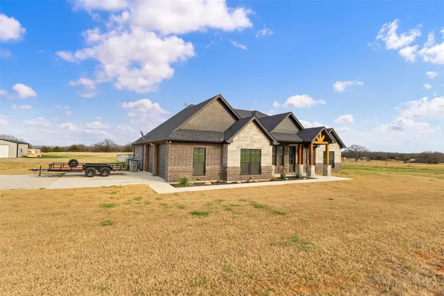 170 Rolling Hills Boulevard, Alvord, TX 76225 - #2