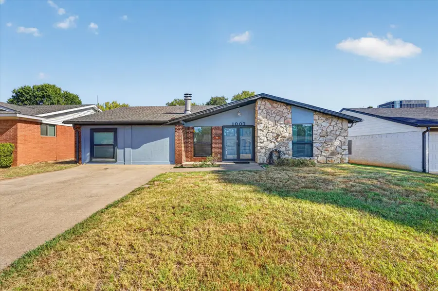 1007 Wildwood Drive, Arlington, TX 76011 - #2