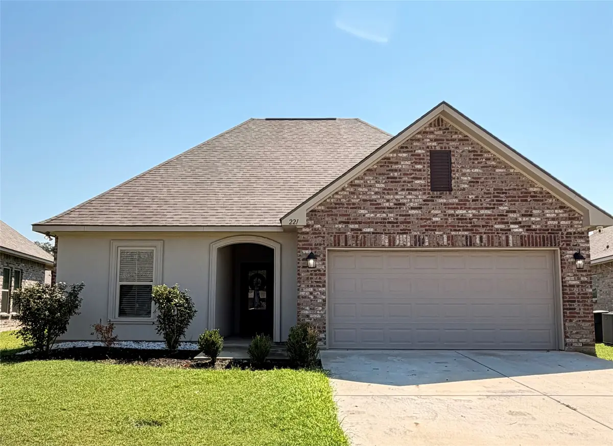 221 Hyperion Street, Bossier City, LA 71111 - #1
