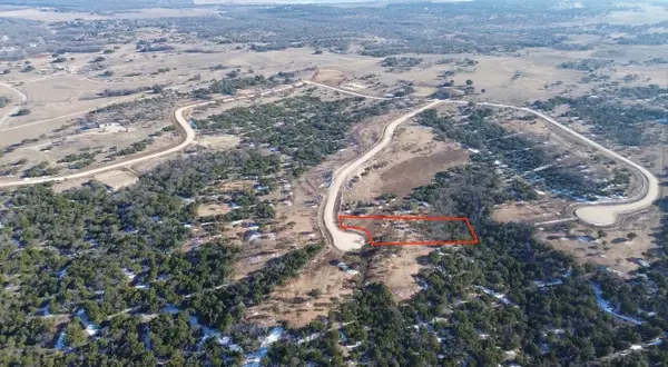 3037 Whispering Woods Way, Weatherford, TX 76087