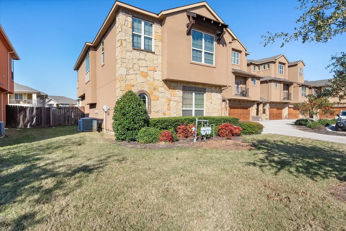 2630 Villa Di Lago #6, Grand Prairie, TX 75054 - #1