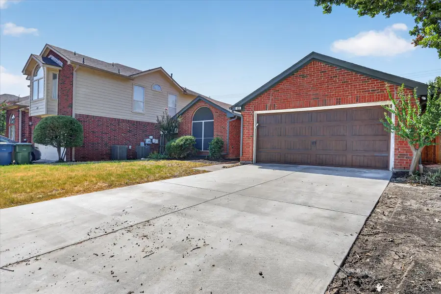 425 Wentworth Drive, Flower Mound, TX 75028 - #3