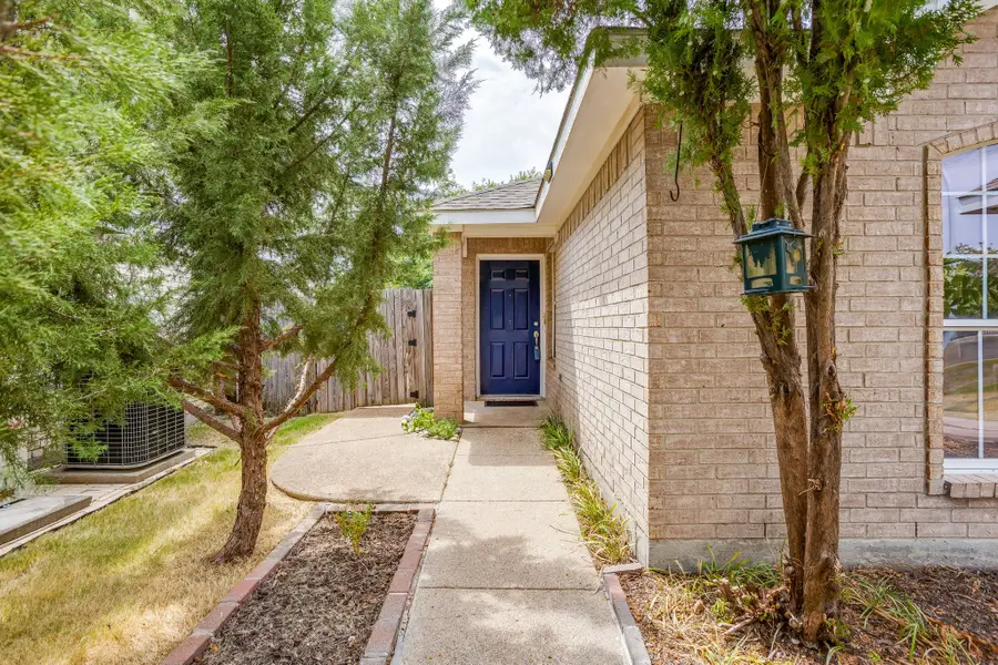 9825 Stoney Bridge Road, Fort Worth, TX 76108 - #2
