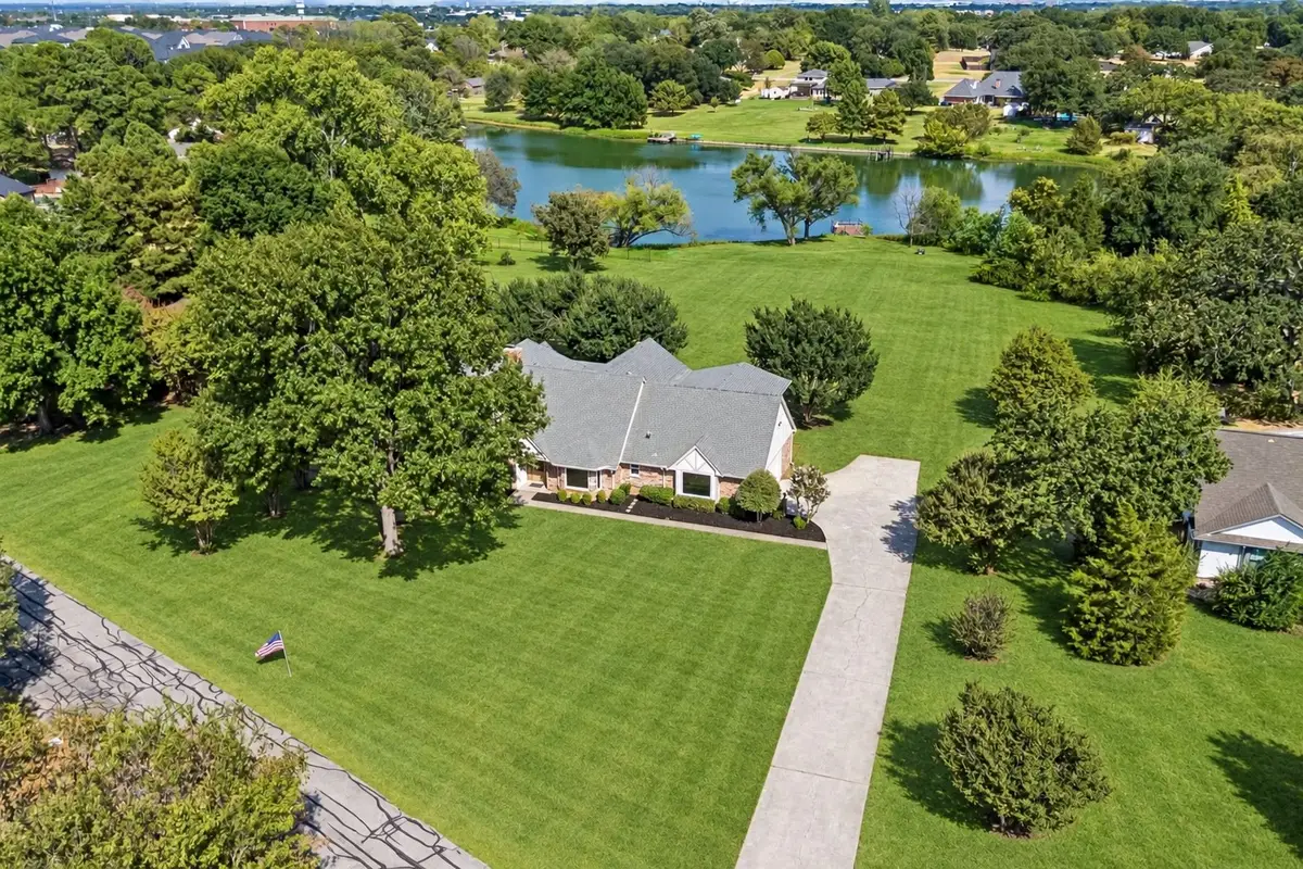 131 Oak Grove Circle, Double Oak, TX 75077 - #1