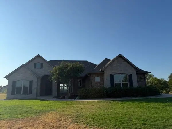 129 Turnberry Lane, Corsicana, TX 75110