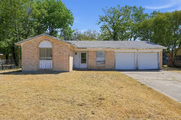 4604 Navajo Trail, Balch Springs, TX 75180