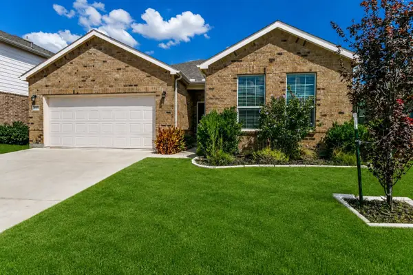 5612 Apple Grove Way, Fort Worth, TX 76123