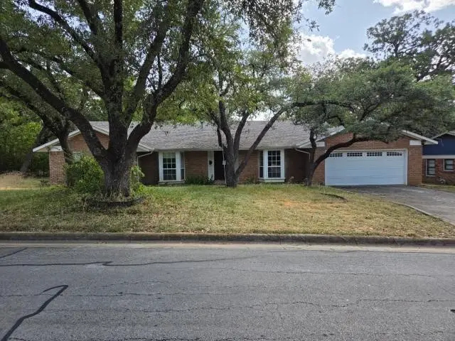 5728 Rockhill Road, Fort Worth, TX 76112 - #1