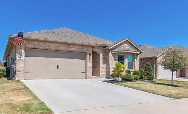 1904 Gill Star Drive, Haslet, TX 76052