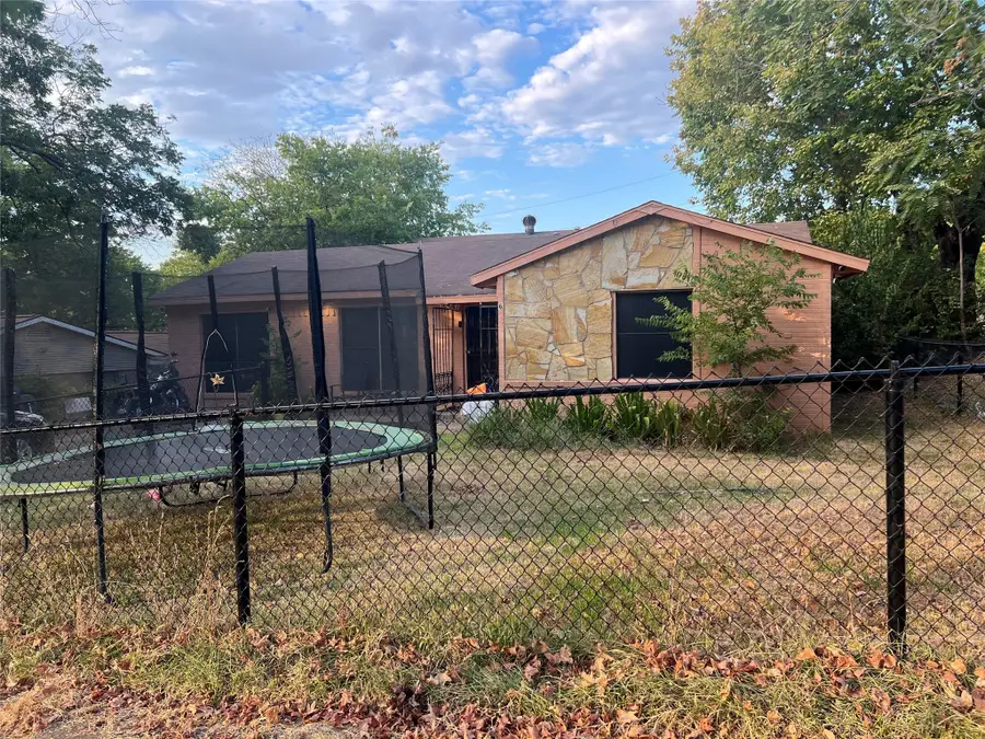 6057 Park Manor Drive, Dallas, TX 75241 - #2
