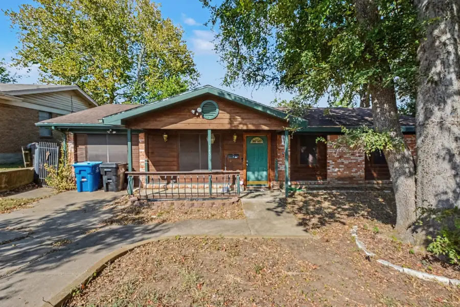 145 N Imperial Drive, Denison, TX 75020 - #2