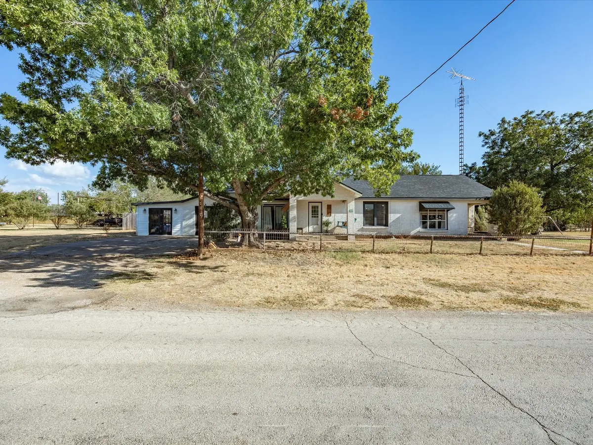 208 E Church Street, Woodson, TX 76491 - #1