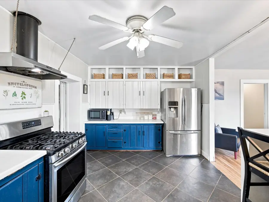208 E Church Street, Woodson, TX 76491 - #2