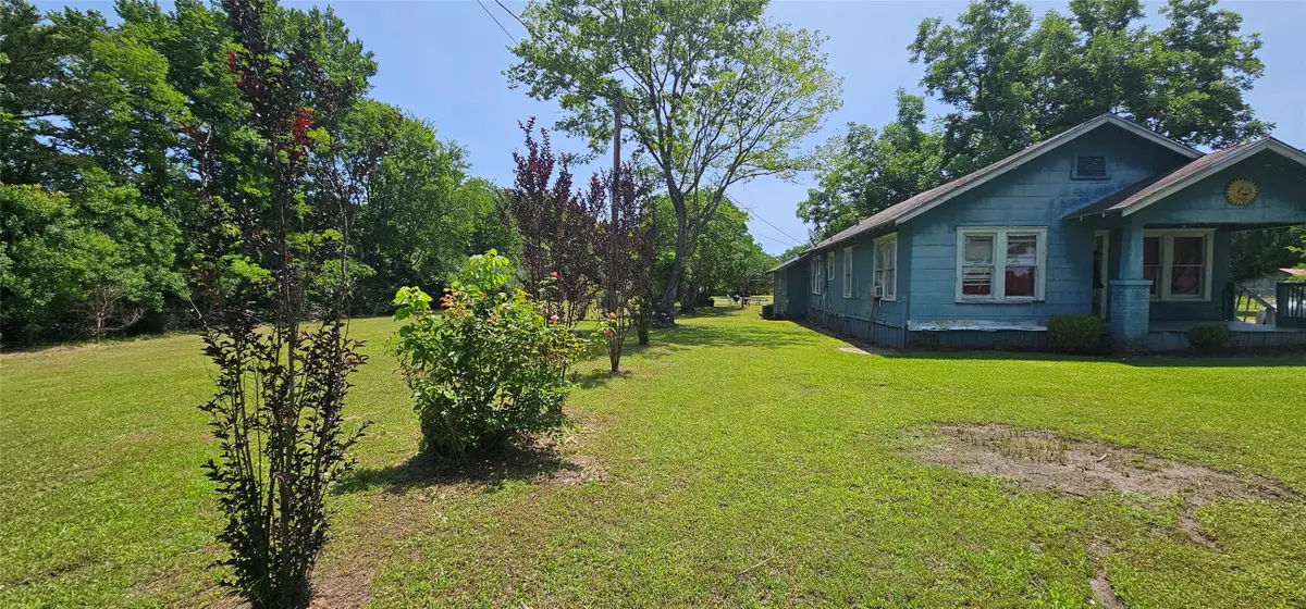 812 N Waldrip Street, Grand Saline, TX 75140 - #1