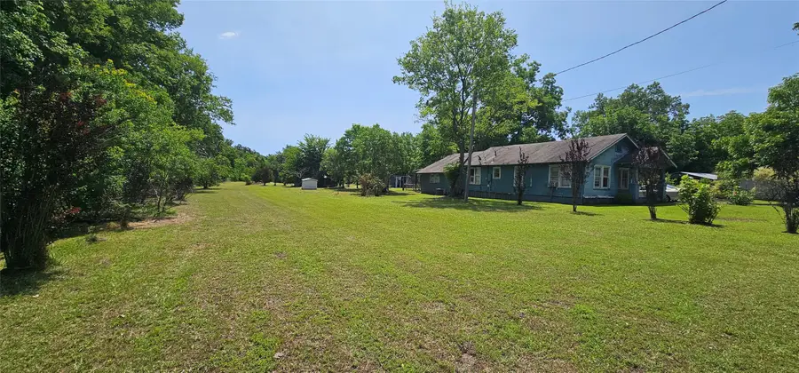 812 N Waldrip Street, Grand Saline, TX 75140 - #2