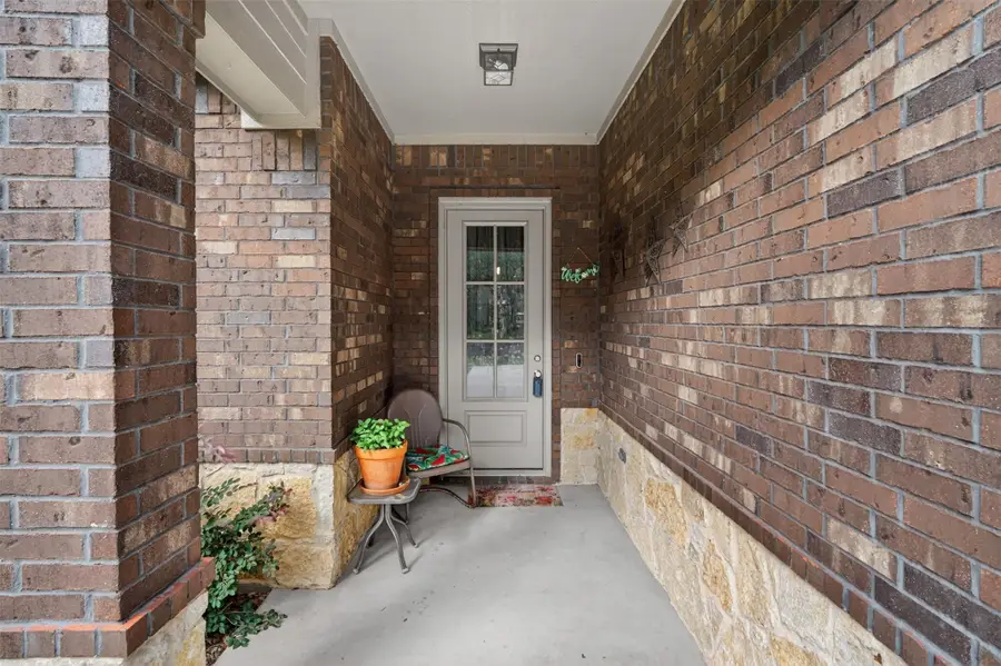 108 Mcanear Street, Cleburne, TX 76033 - #2