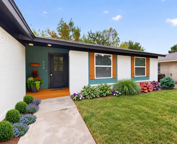 926 SE 3rd Street, Grand Prairie, TX 75051