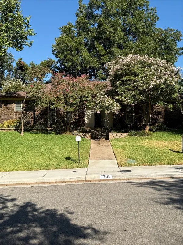 7135 Cosgrove Drive, Dallas, TX 75231