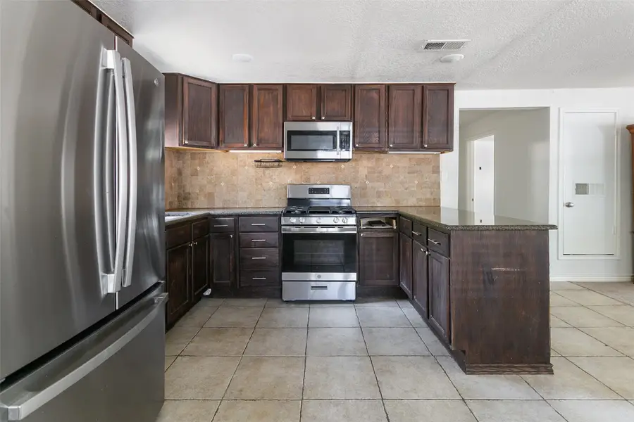 521 S Oak Street, Paradise, TX 76073 - #2
