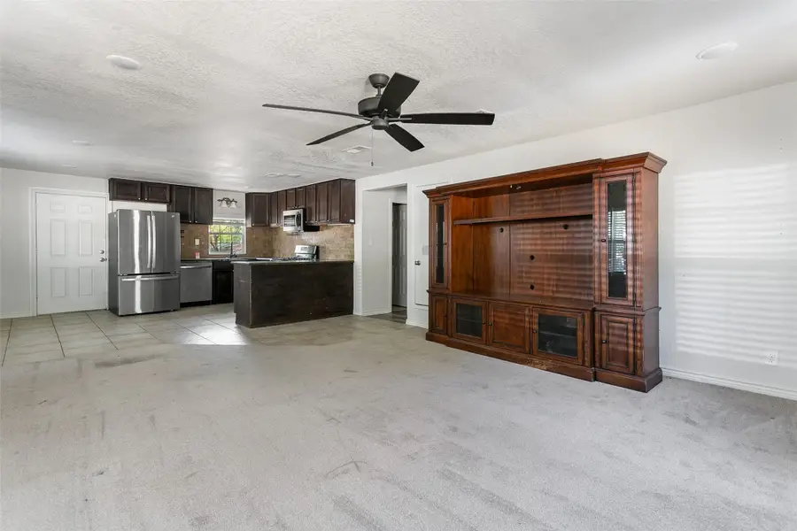 521 S Oak Street, Paradise, TX 76073 - #3