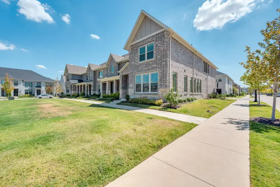 4332 Hopewell Street, North Richland Hills, TX 76180 - #2