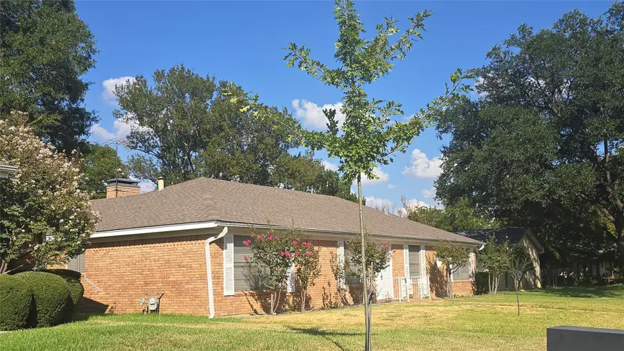 1611 Park Ridge Terrace, Arlington, TX 76012 - #2