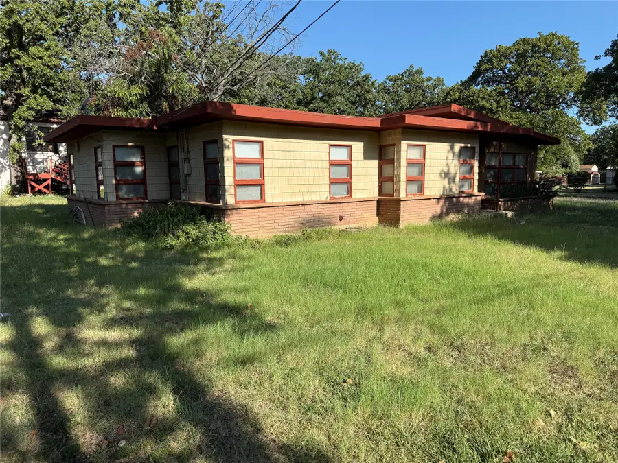 2939 Field Street, Haltom City, TX 76117 - #2