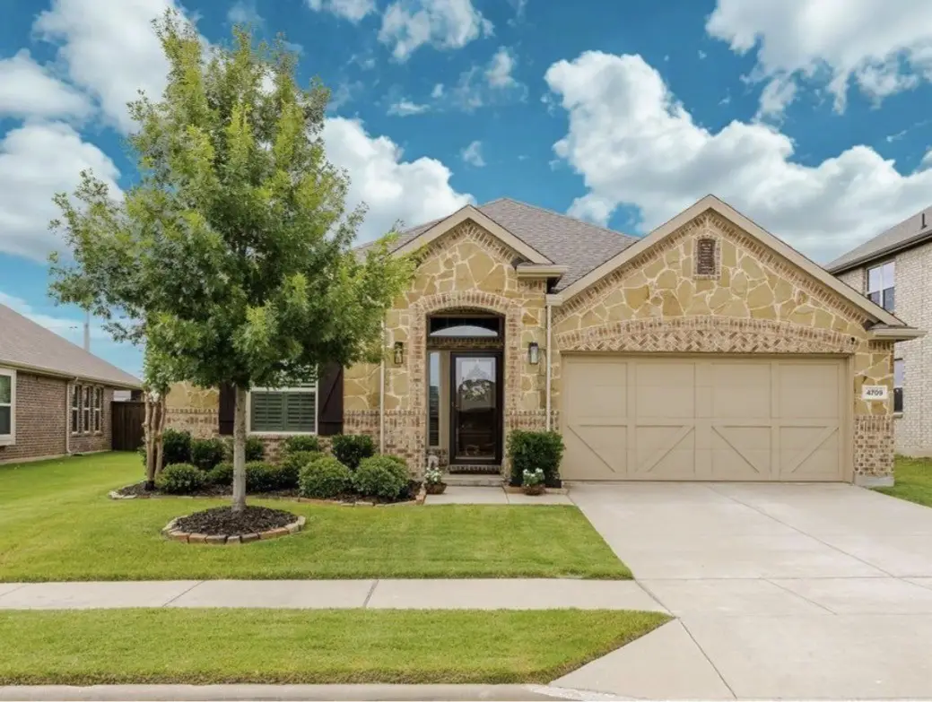 4709 London Avenue, Aubrey, TX 76227 - #1