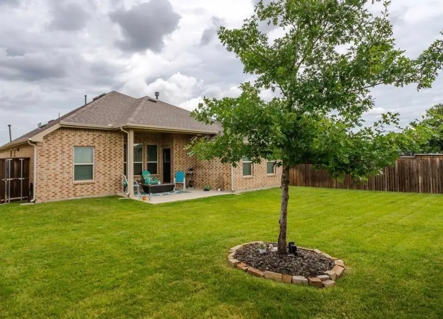 4709 London Avenue, Aubrey, TX 76227 - #2