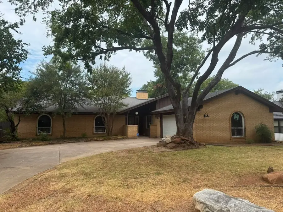 7317 Yolanda Drive, Fort Worth, TX 76112 - #2
