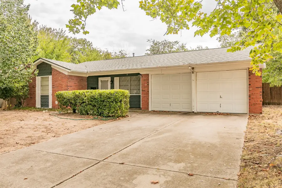 7412 Meadowcrest Drive, Fort Worth, TX 76112 - #2