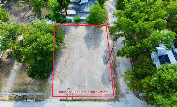 203 S Avenue H, Clifton, TX 76634